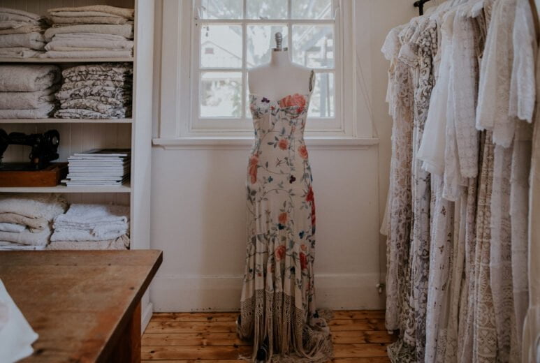 LOST IN PARIS BRIDAL Hello May