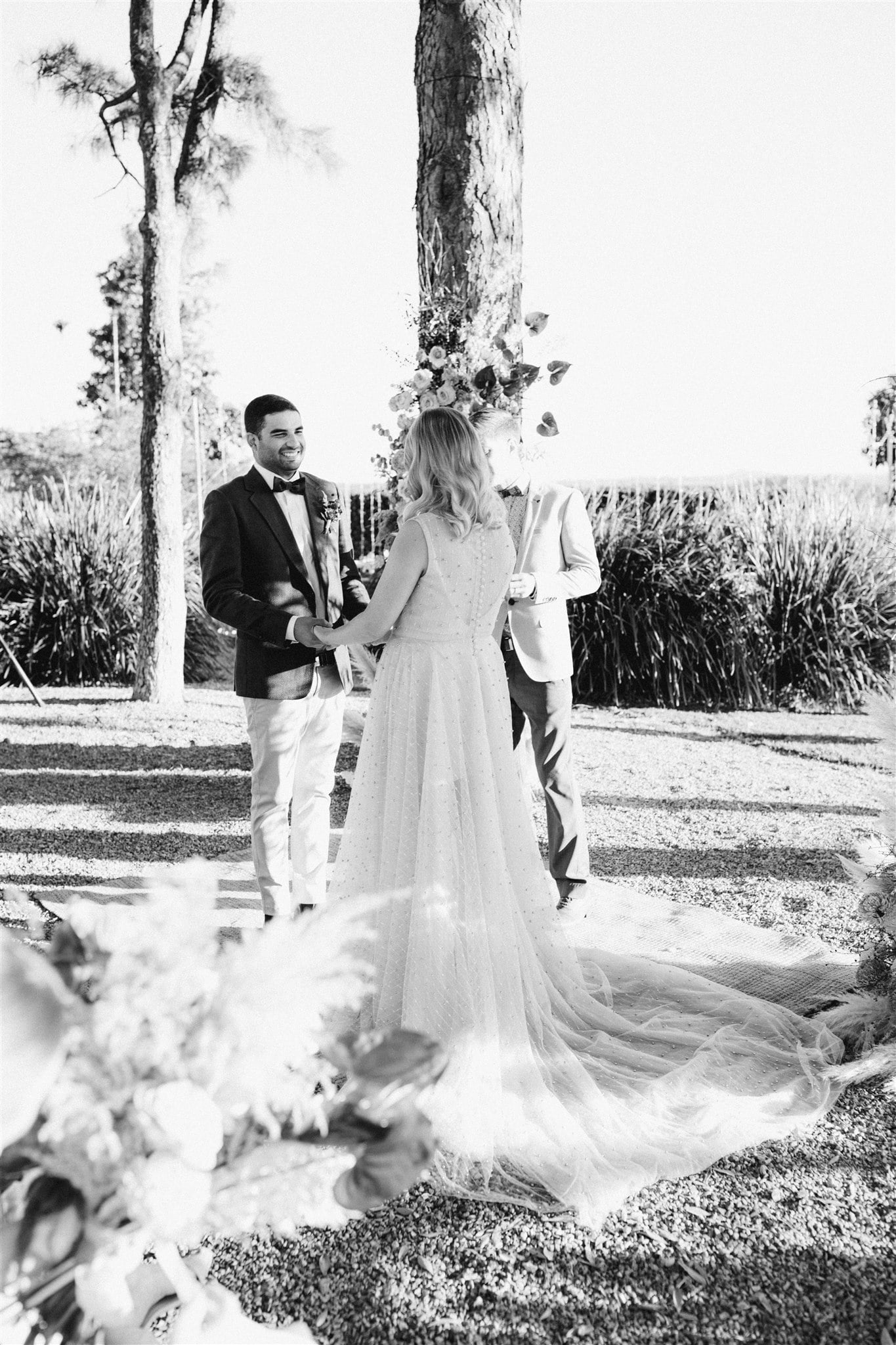 LAUREN & CHRIS’ BYRON BAY WEDDING – Hello May