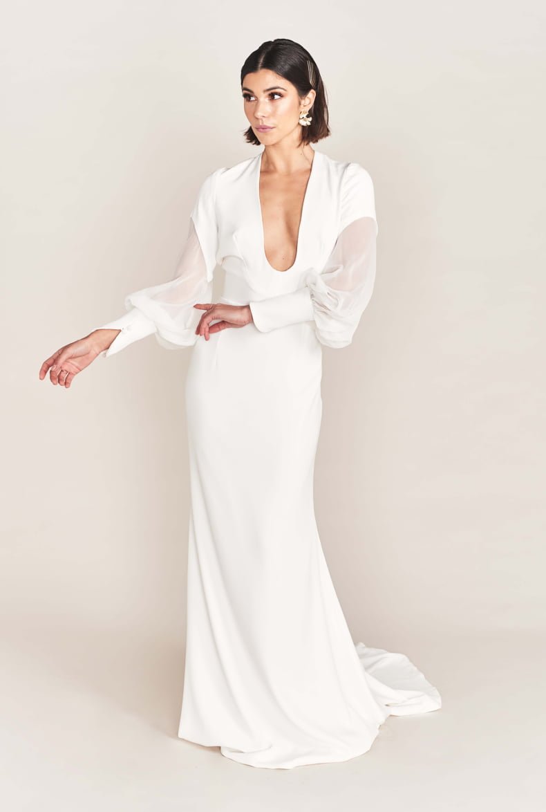 20 BRIDAL GOWNS WITH SMOKIN’ STATEMENT NECKLINES – Hello May