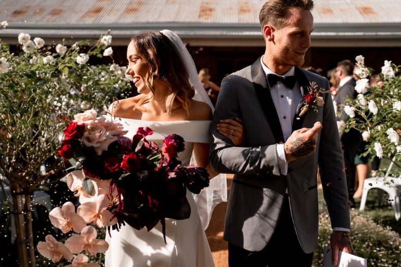 She Follows Floral Design