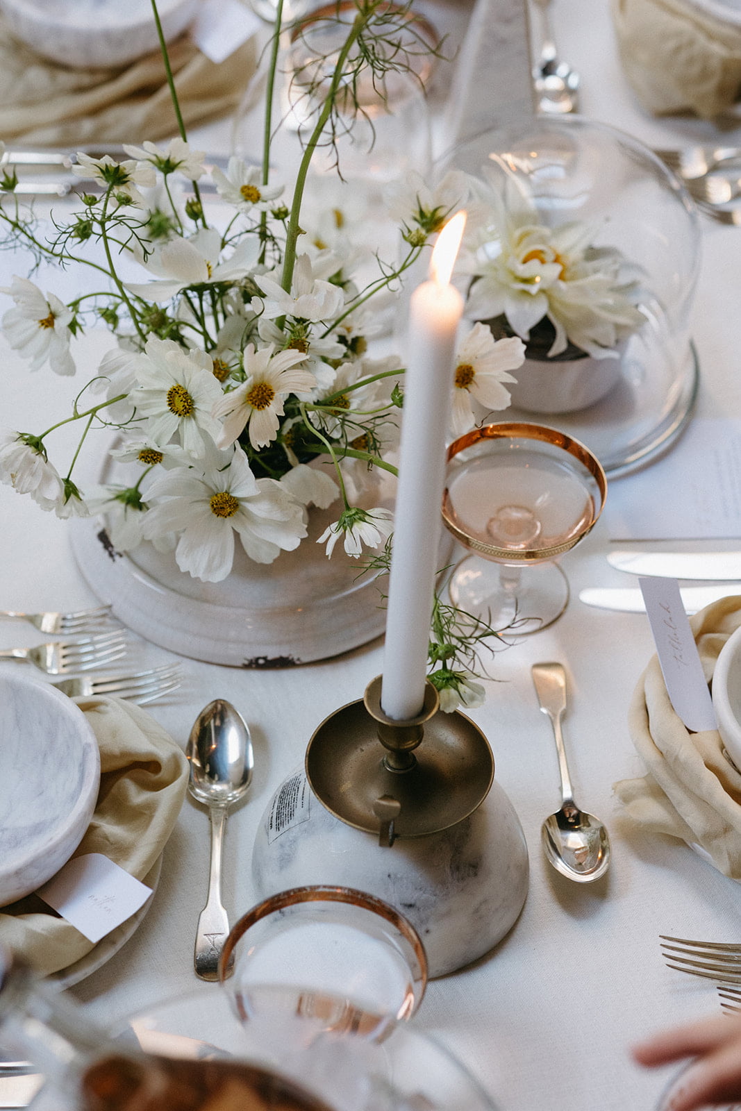 MODERN & MINIMALIST WEDDING INSPIRATION – Hello May