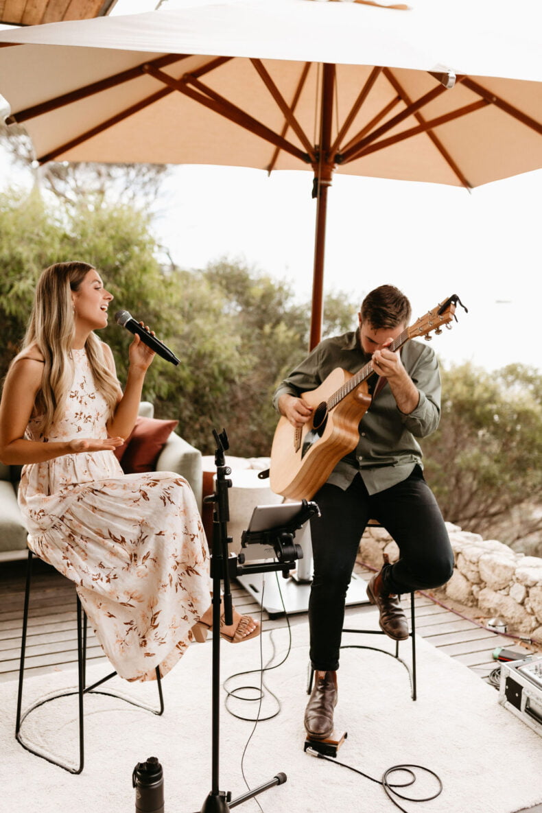 TOP 19 WEDDING ENTERTAINERS