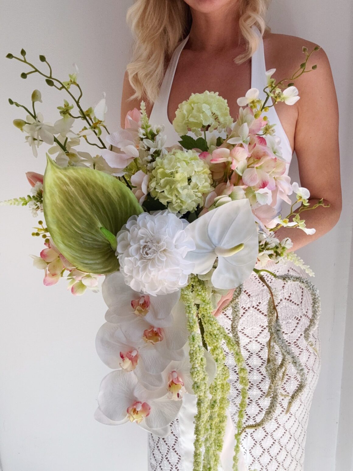 Sonder & Stone artificial silk flower bouquet